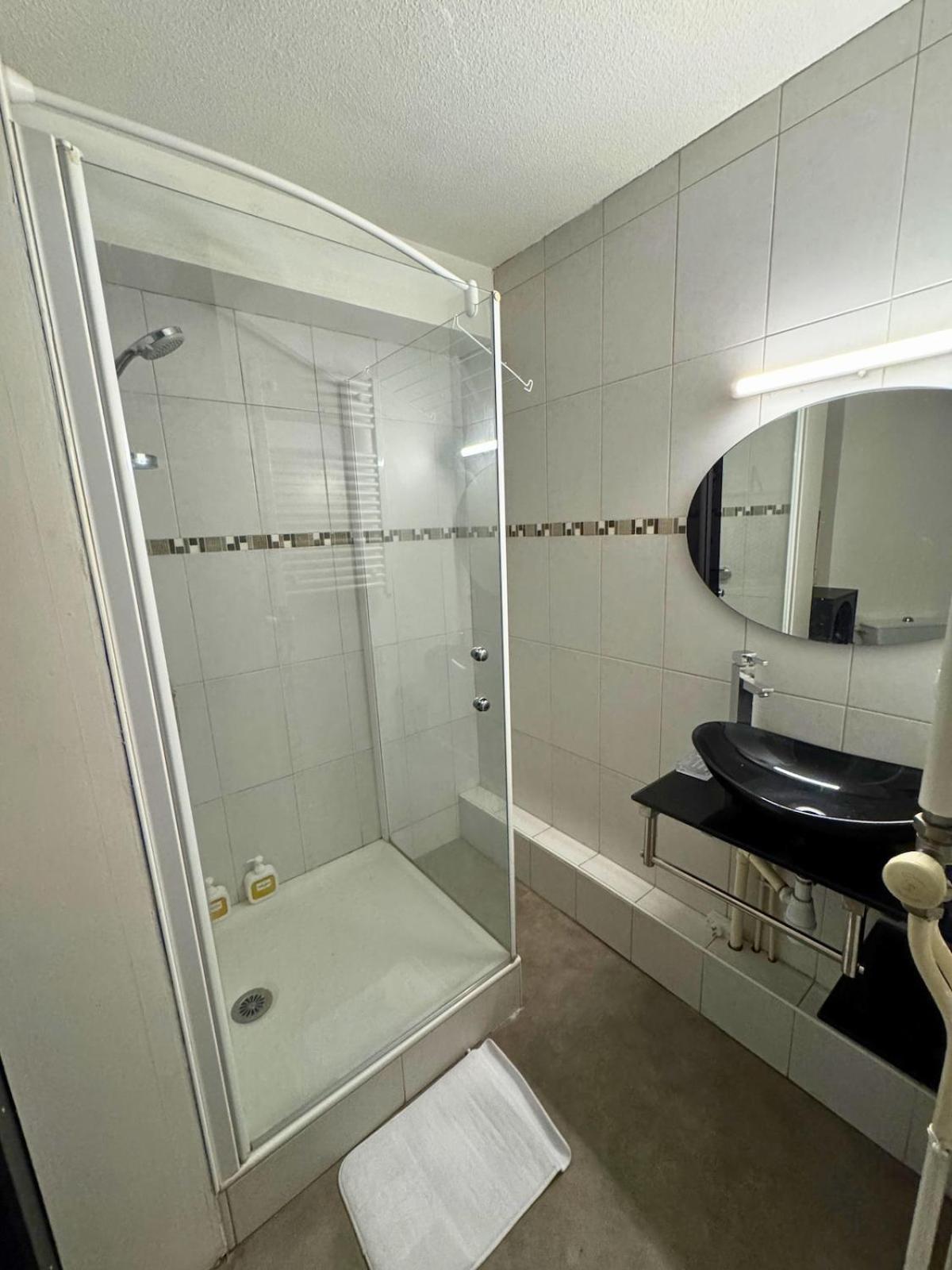 Majestic - Wifi - Parking - Vue Apartment Dax Exterior foto